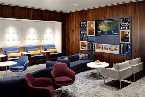 amex gold airport lounge access.